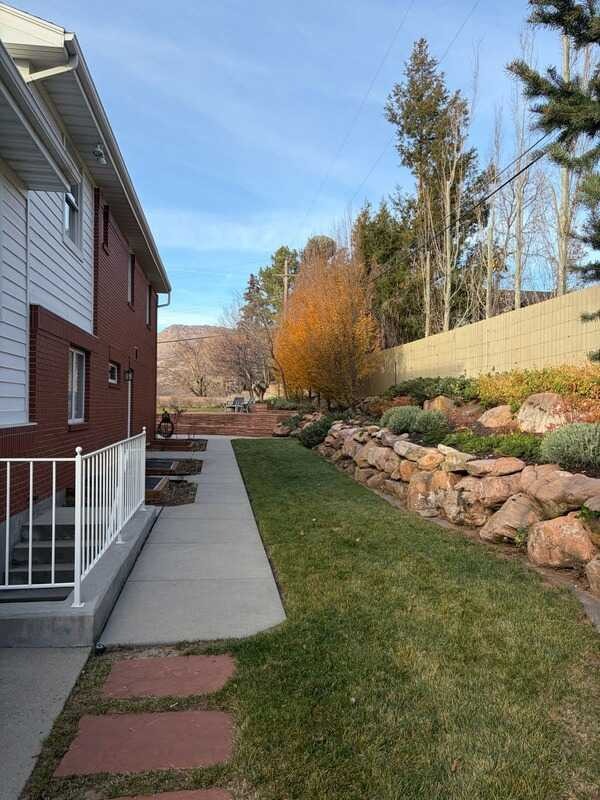 Hi neighbor we still doing fall cleaning if Anybody needs contact me a